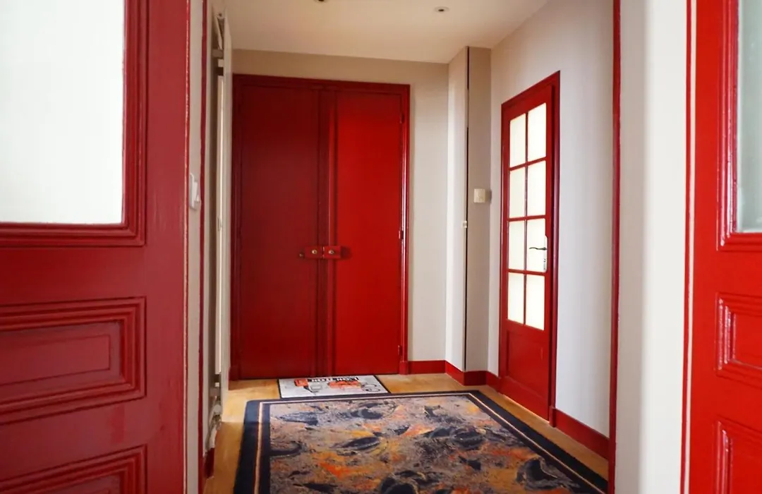 Paris 17 Apartment In Lively Village Style Poncelet District-1